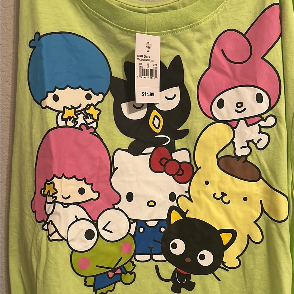 Hello Kitty Boxed Tee - Picture 3 of 3